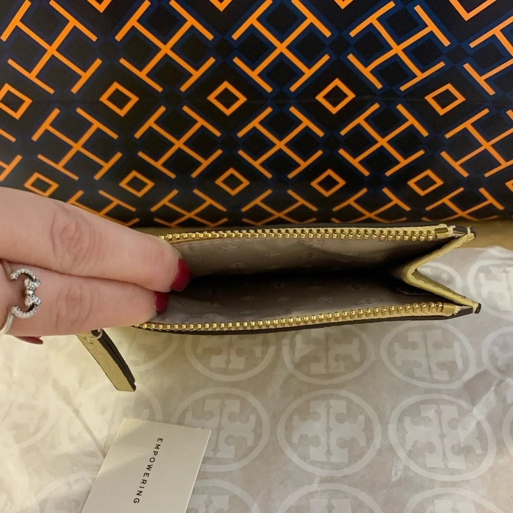 Tory Burch Britten Zip Card Case Mini Wallet Eggnog Yellow Gold